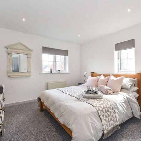 The Little House, boutique home near the sea Chichester Extérieur photo